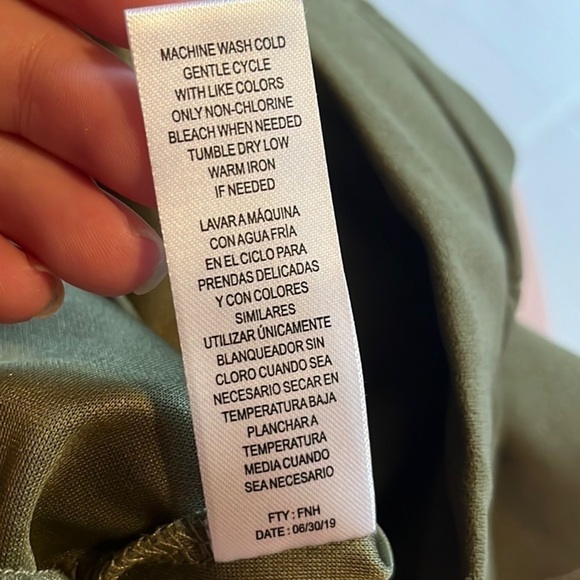 New with tags full circle trends size XL army green mini skirt with belt - Picture 5 of 7